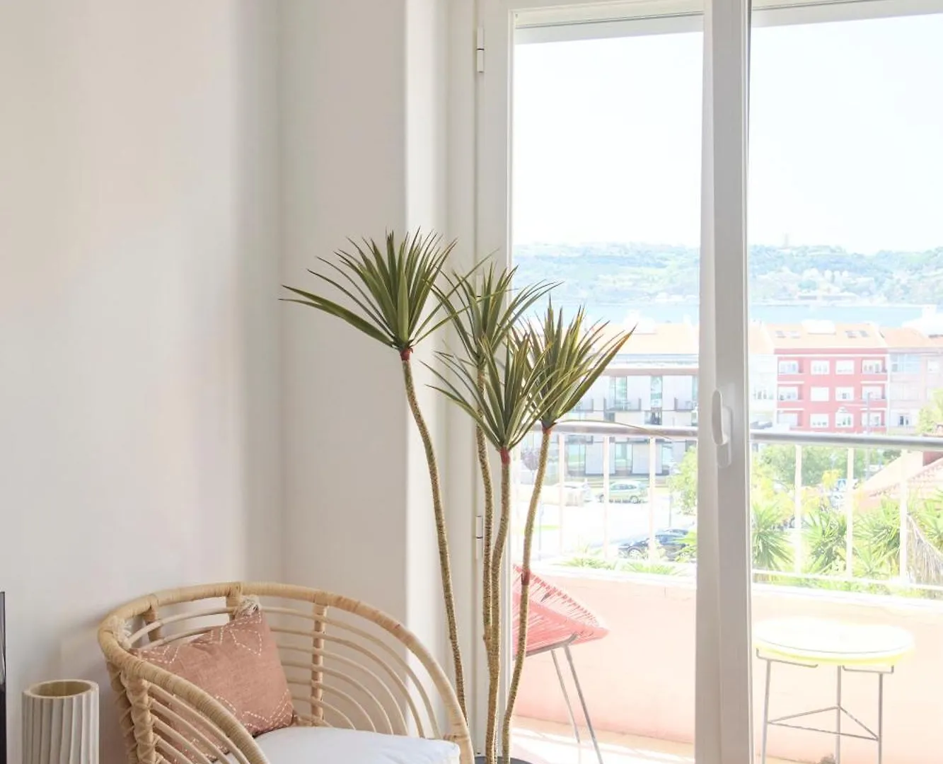 Belem River View W Amazing Balcony, By Timecooler Lissabon Apartment